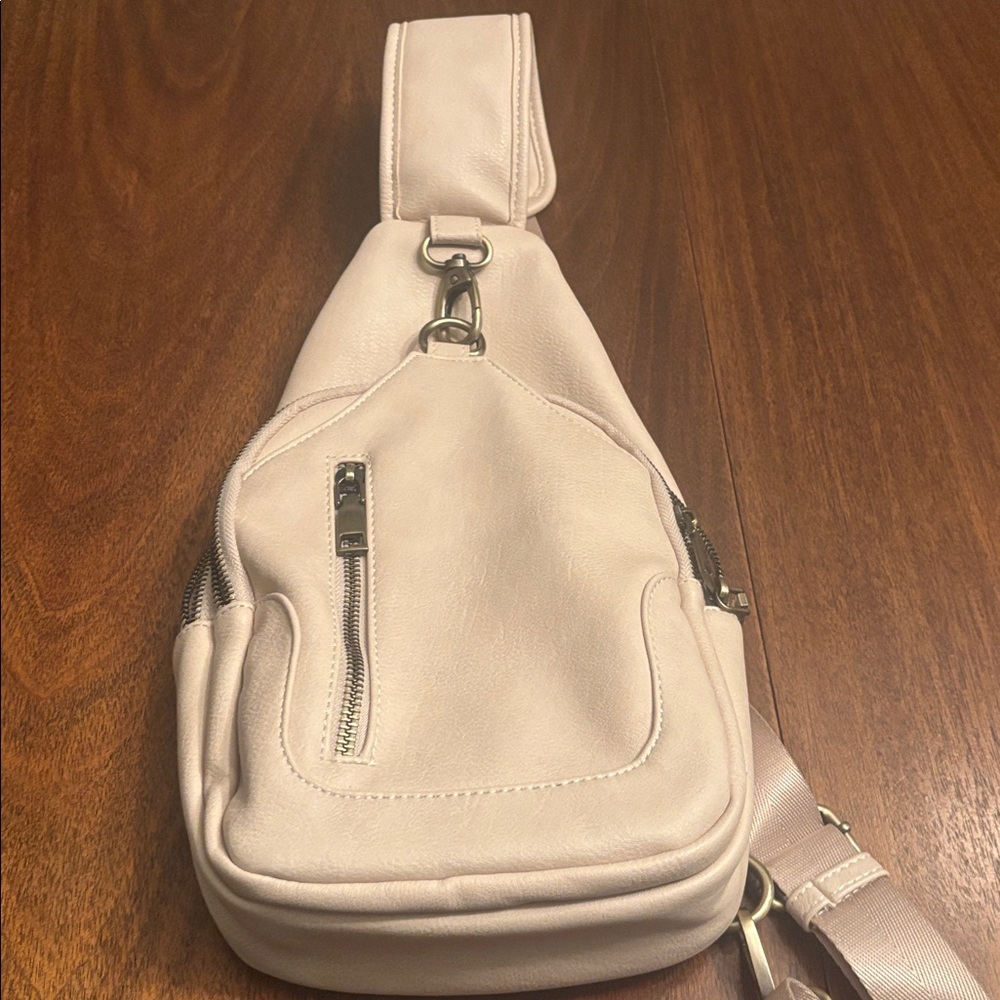 Antik Kraft Cream Sling Bag - Picture 5 of 8